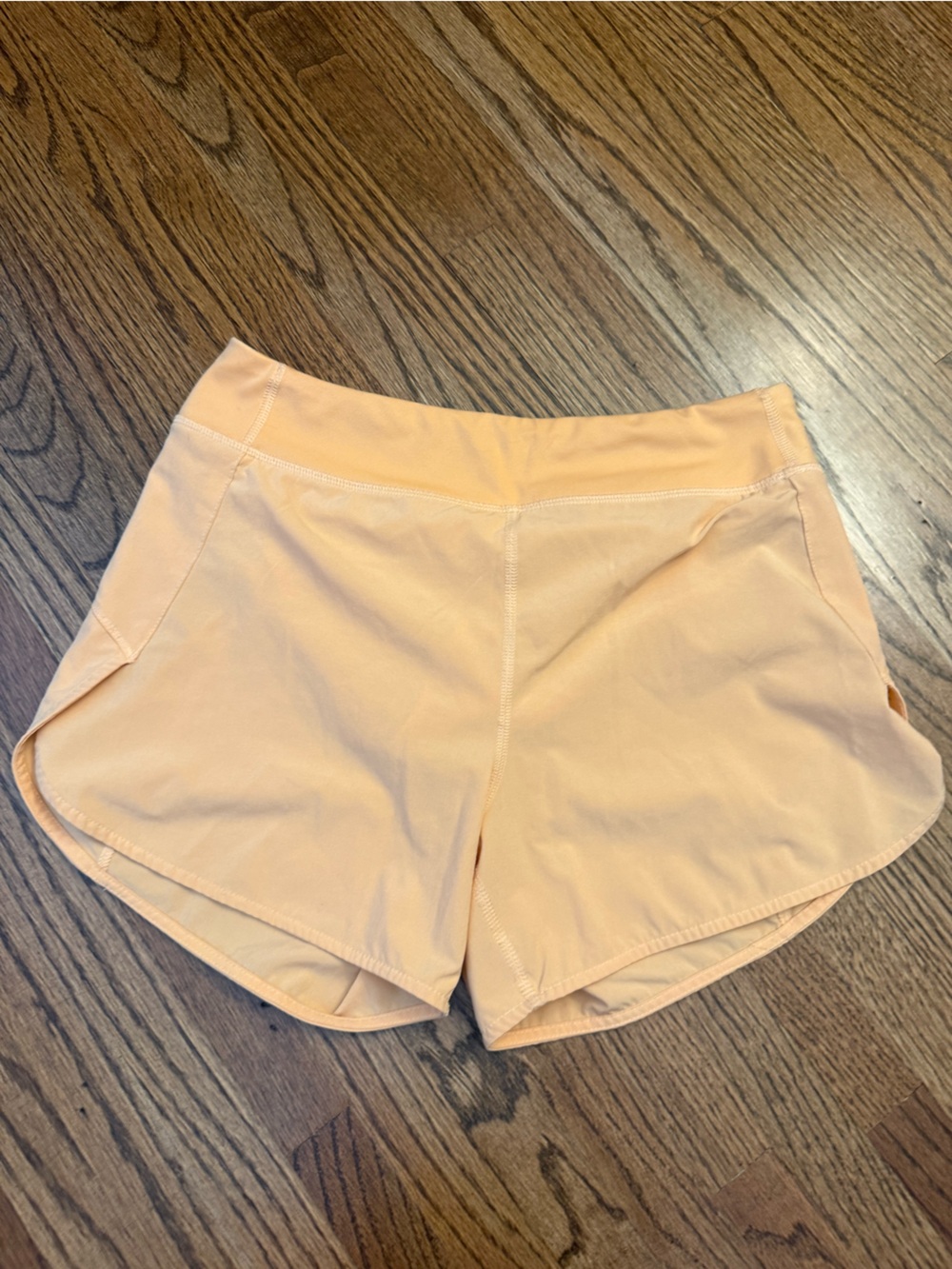 Athleta Girl Run the World 3” Peach/Light Orange Running Shorts XL/14